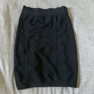Bebe skirt